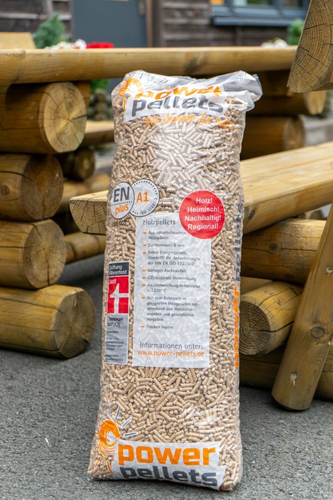 PowerPellets – Holzpellets 15 kg Sack (Palette 55 Säcke)